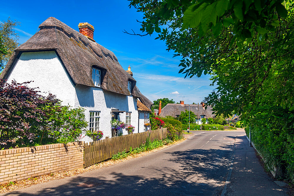 Traditional thatched cottage, Bourn, Cambridgeshire, England, United Kingdom, Europe