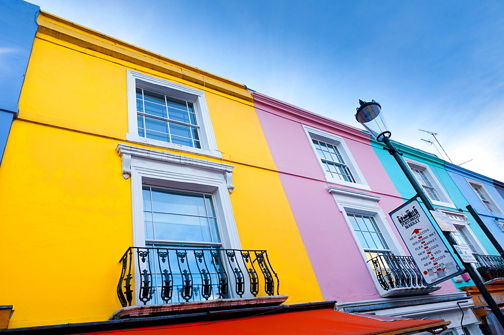 Brightly painted houses, Portobello Road, Notting Hill, London, England, United Kingdom, Europe