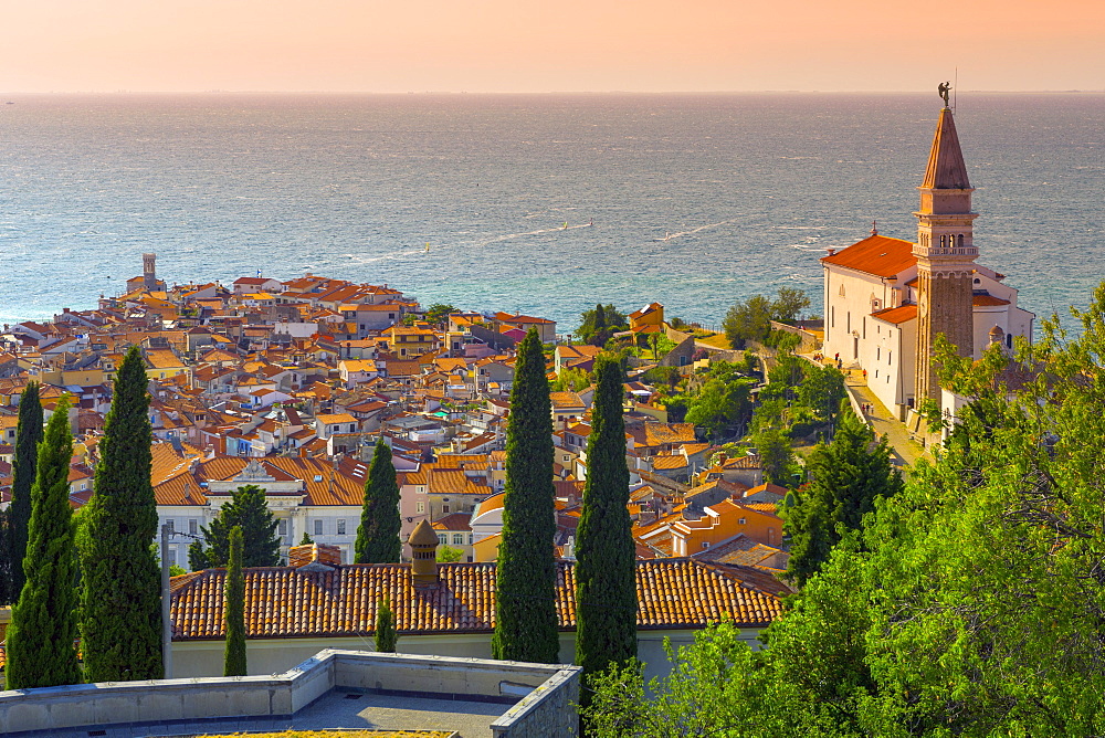 Old Town view with Church of St. George (Cerkev sv. Jurija), Piran, Primorska, Slovenian Istria, Slovenia, Europe