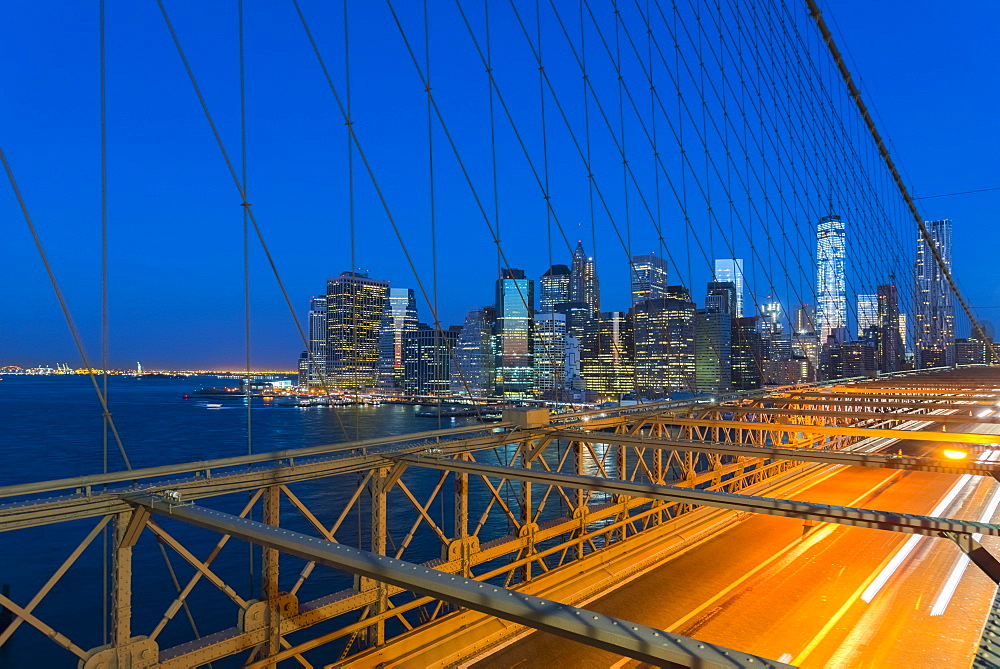 New York skyline, Manhattan, Brooklyn Bridge over East River, Lower Manhattan skyline, including Freedom Tower of World Trade Center, New York, United States of America, North America