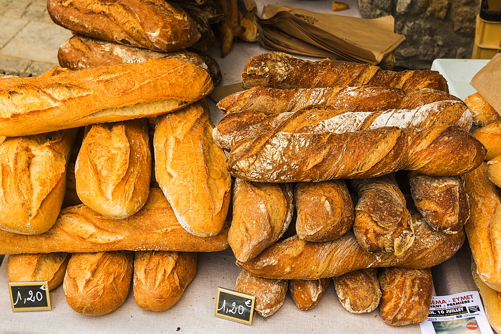 Bread for sale on popular Thursday market day in this south western historic bastide town, Eymet, Bergerac, Dordogne, France, Europe