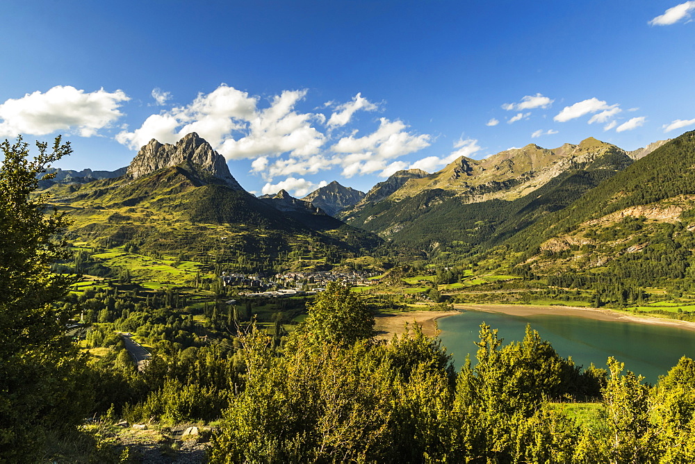 Pena Foratata peak, Lanuza lake and scenic Tena Valley mountain town, Sallent de Gallego, Pyrenees, Huesca Province, Spain, Europe