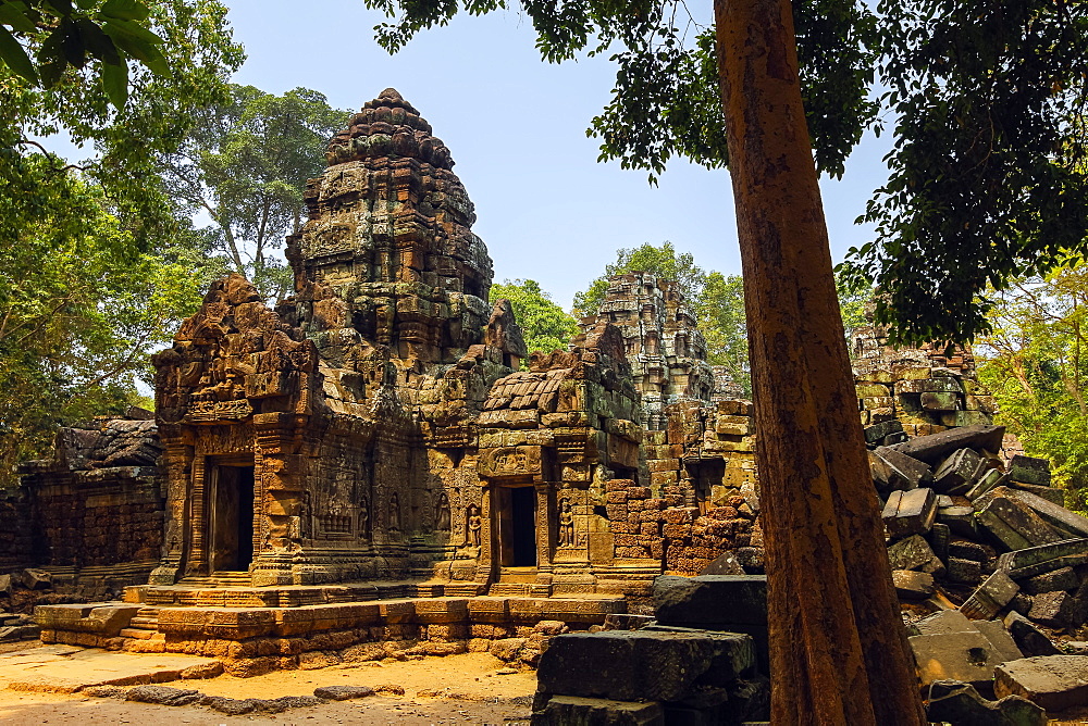 Gopura entrance doorway and tower at the 12th century Ta Som temple in ancient Angkor, Ta Som, Angkor, UNESCO World Heritage Site, Siem Reap, Cambodia, Indochina, Southeast Asia, Asia