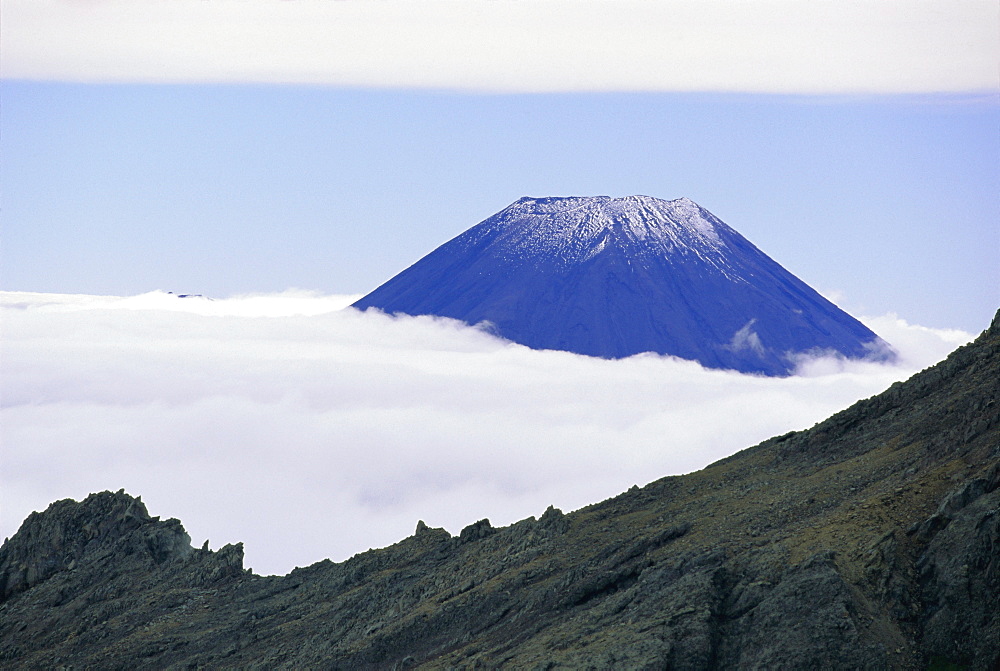 Mt Ngauruhoe, 2291m, youngest of the three volcanoes in the Tongariro National Park, North Island, New Zealand