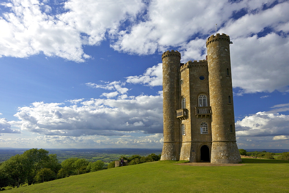 Broadway Tower in evening spring sunshine, Worcestershire, Cotswolds, England, United Kingdom, Europe