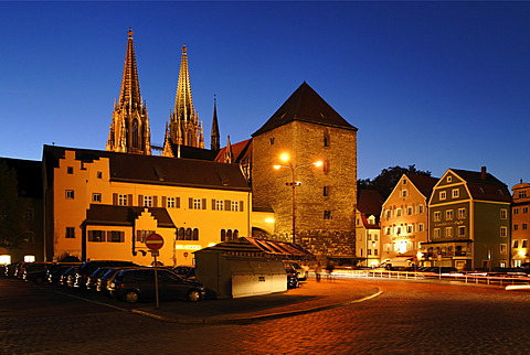 Regensburg Upper Palatinate Bavaria Germany former Herzogshof duke court and palatinate tower in front of the towers of the cathedral