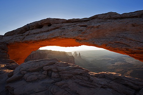 Mesa Arch, natural stone arch, Island in the Sky, Canyonlands National Park, Utah, USA