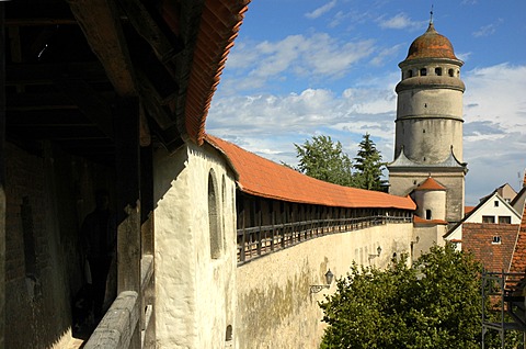 Noerdlingen, only city of Germany with a nearly completely received accessible city wall, Bavaria , Germany