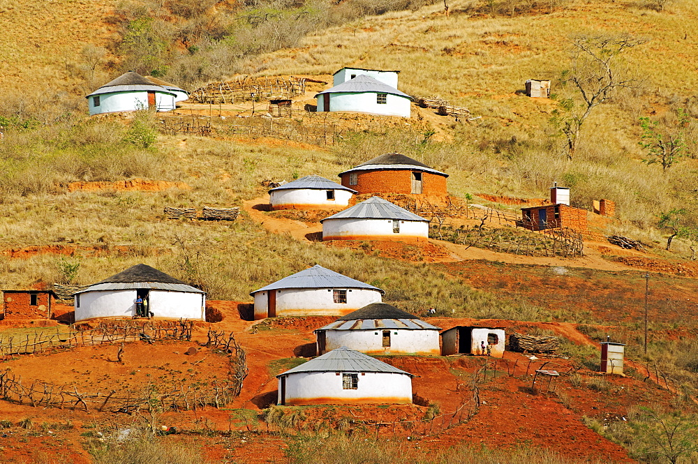 Traditional round huts or rondavels of the Zulu people in in Lalani Valley, Kwazulu-Natal, South Africa