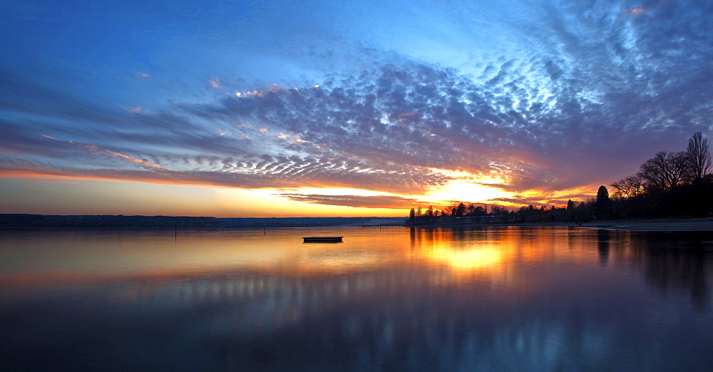 Evening mood with swimming platform, Lake Constance, Konstanz, Baden-Wuerttemberg, Germany