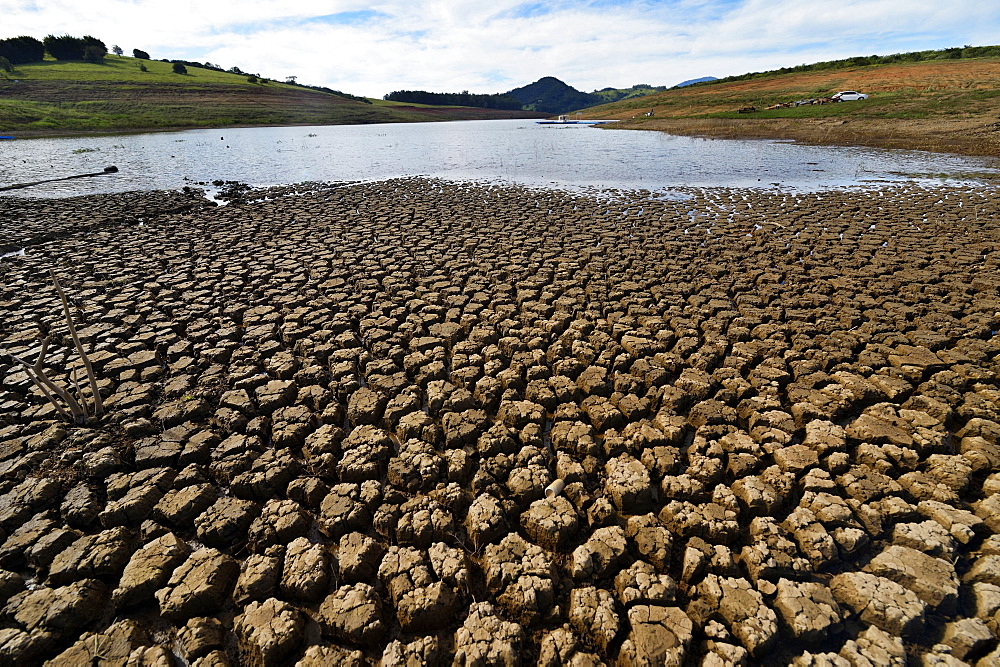 Dry ground on the shore, drought, silting, Jaguari reservoir in Sao Paulo, Brazil, South America