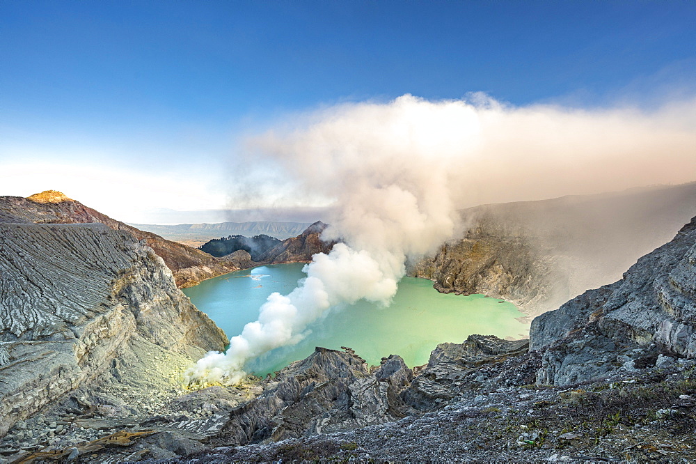 Volcano Kawah Ijen, volcanic crater with crater lake and steaming vents, morning light, Banyuwangi, Sempol, Jawa Timur, Indonesia, Asia