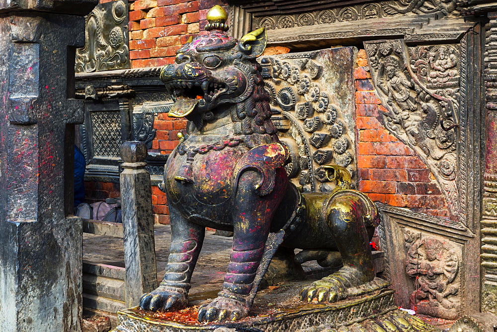 guard figure, Bhairabnath Temple, Taumadhi Tole square, Bhaktapur, Nepal, Asia