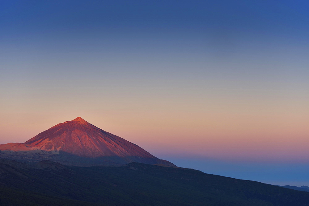 Pico del Teide at sunrise, Mount Teide, Teide National Park, Tenerife, Canary Islands, Spain, Europe