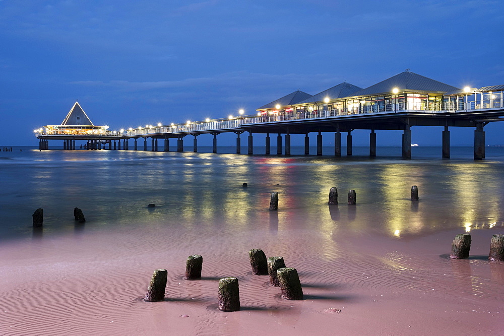 Illuminated Heringsdorf Pier at dusk, Heringsdorf,  Usedom, imperial baths, Baltic Sea Coast,  Mecklenburg-Western Pomerania, Germany, Europe