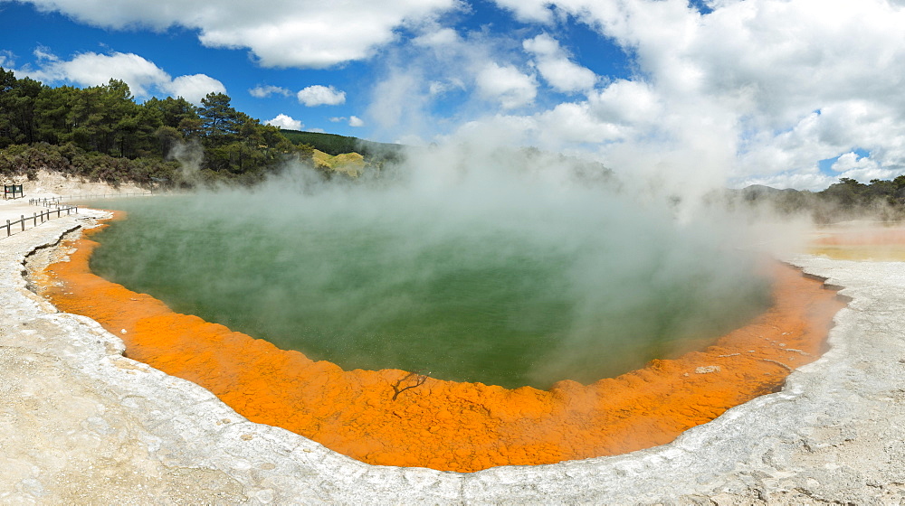 Champagne Pool, hot thermal spring, Waiotapu, Waiotapu, Roturoa, North Island, New Zealand, Oceania