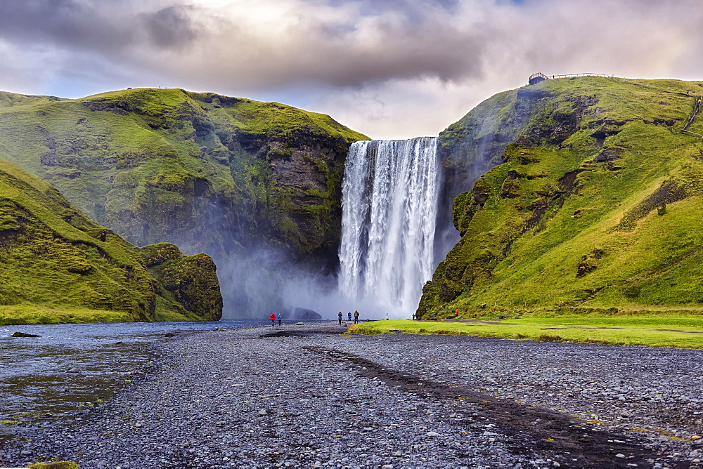 Waterfall Skógafoss, Skogar, Suðurland, Iceland, Europe