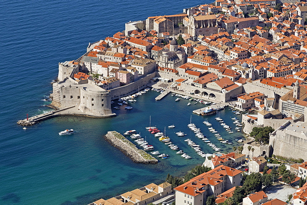 View of the old harbour, old town, Dubrovnik, Croatia, Europe