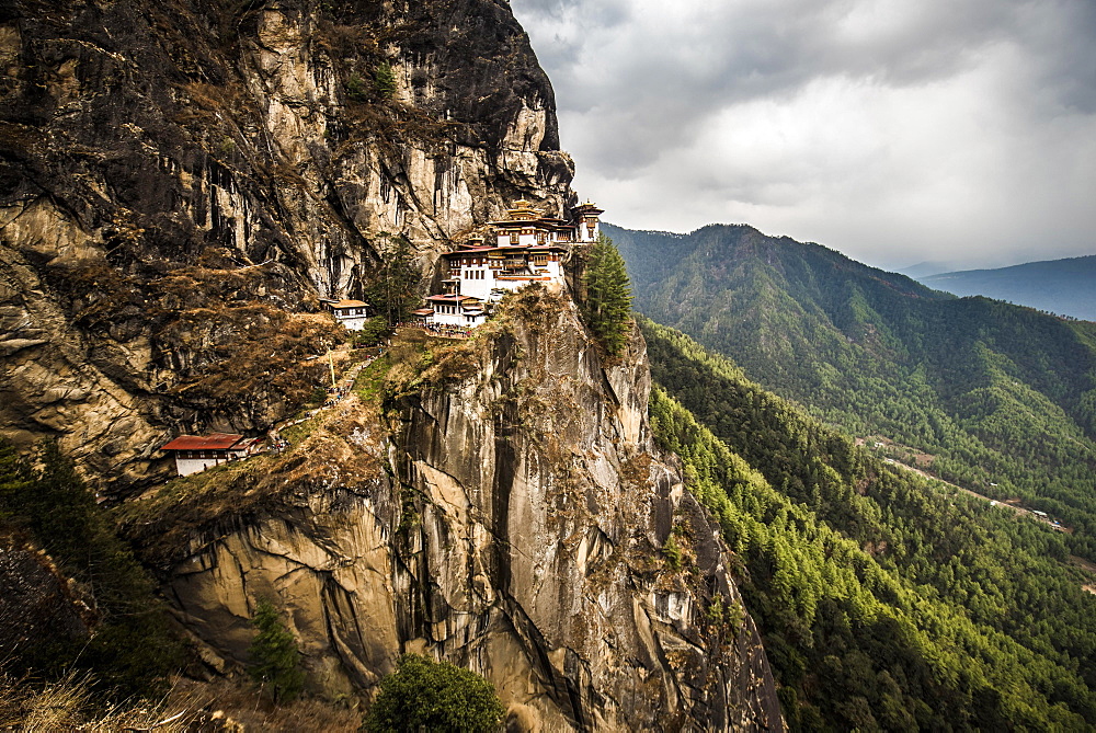 Buddhist tiger nest monastery Taktshang on steep rock face, Tiger's Nest, Paro District, Himalayas, Kingdom of Bhutan