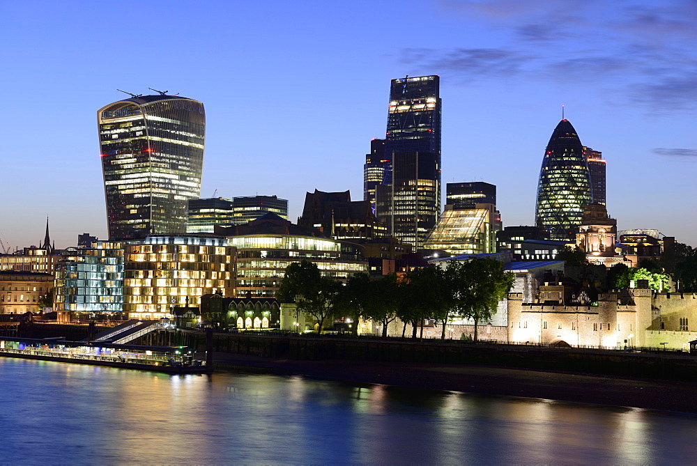 City centre with skyscrapers, 20 Fenchurch Street, Leadenhall Building and 30 St Mary Axe or The Gherkin, Thames, London, England, United Kingdom, Europe