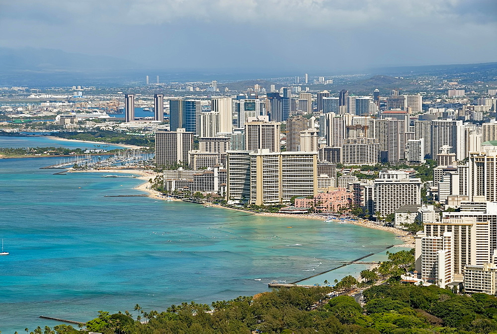 Coastline of Honolulu, O'ahu, Hawaii, United States, North America