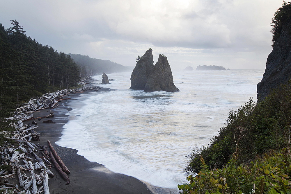 Rialto Beach in Olympic National Park, La Push, Washington, United States, North America