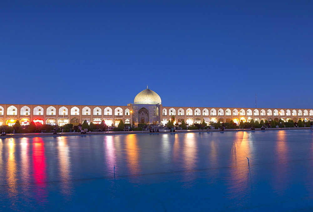 Illuminated Imam square with Lotfollah mosque during blue hour, Isfahan, Iran, Asia