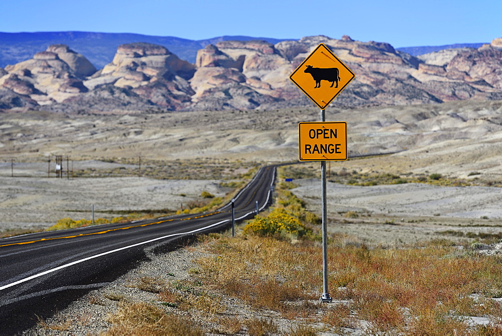 Scenic Byway 12 in front of Capitol Reef National Park, Utah, USA, North America