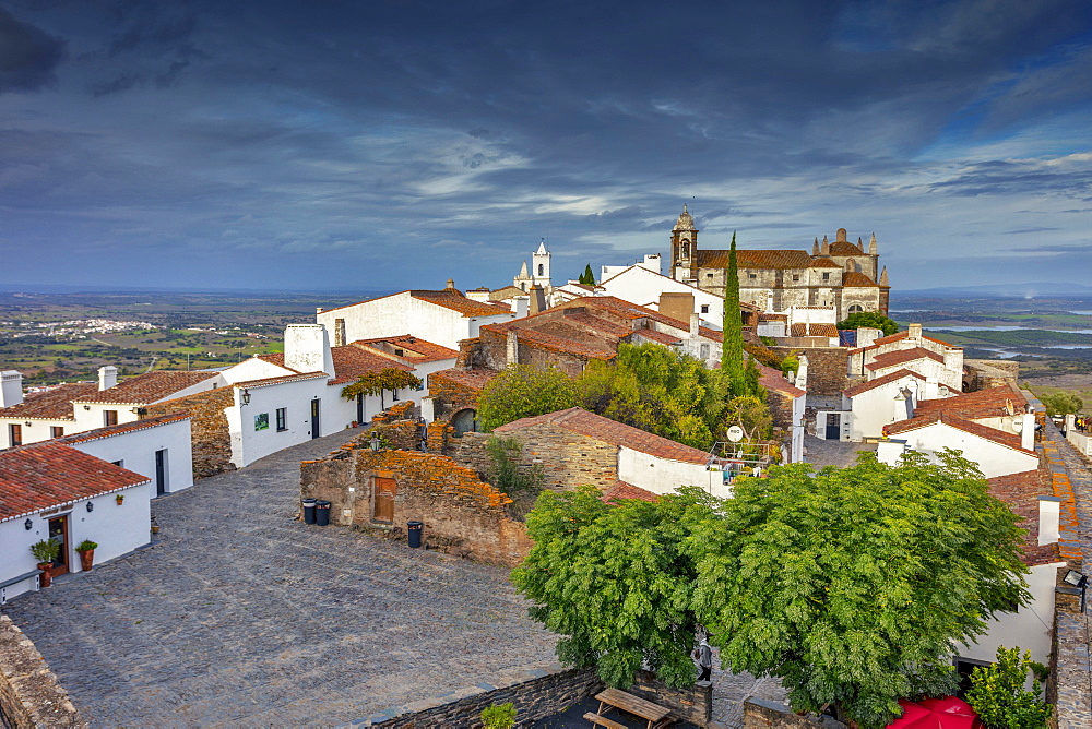 Mountain village with church Santa Maria da Lagoa, Monsaraz, Alentejo, Portugal, Europe