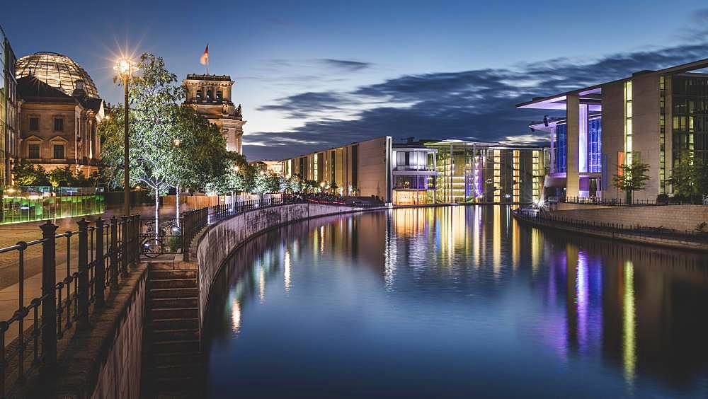 Reichstag banks and government district, Berlin, Germany, Europe