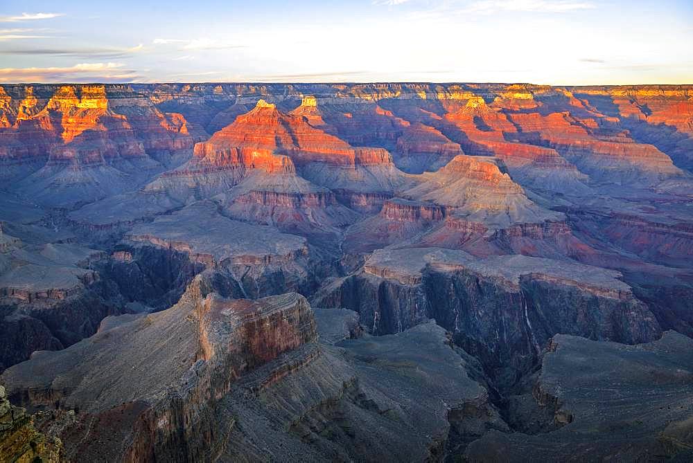 Gorge of the Grand Canyon at sunset, view from Hopi Point, eroded rock landscape, South Rim, Grand Canyon National Park, near Tusayan, Arizona, USA, North America