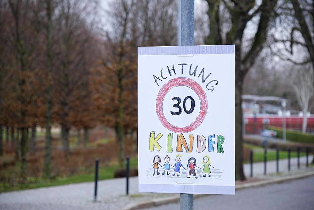 Sign for Tempo 30 in front of Kindergarten, speed limit, Thuringia, Germany, Europe