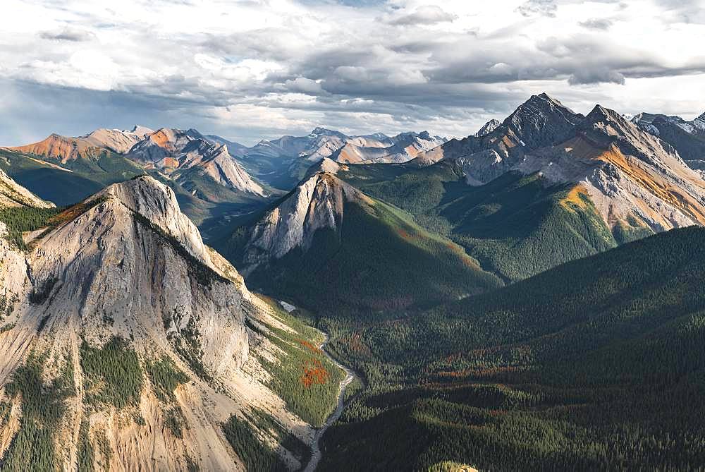 Panoramic view of mountain landscape, peaks with orange sulphur deposits, untouched nature, Sulphur skyline, near Miette Hotsprings, Jasper National Park, British Columbia, Canada, North America