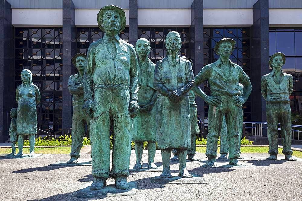 Figures Los Presentes by Fernando Calvo, Monument of Costa Rican Workers in front of the Central Bank, Banco Central de Costa Rica, San Jose, Province of San Jose, Valle Central Region, Costa Rica, Central America