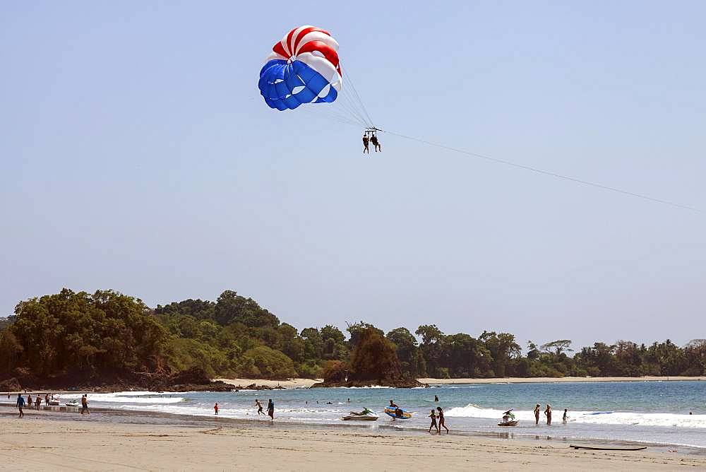 Paragliding on the beach, parasailing, Manuel Antionio National Park, Puntarenas Province, Costa Rica, Central America