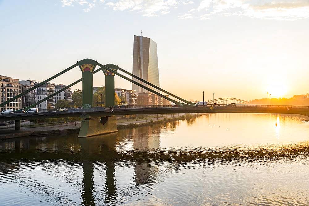 European Central Bank, ECB with raft bridge, sunrise, Frankfurt am Main, Hesse, Germany, Europe