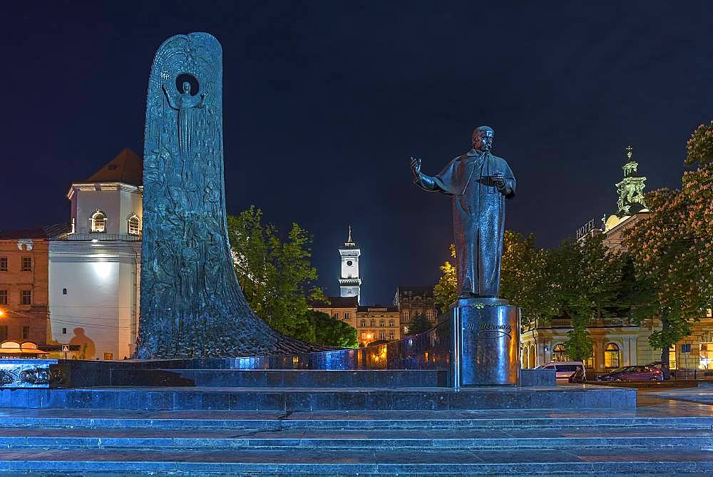 Nightly lit monument by the Ukrainian poet and writer Taras Shevchenko, Lviv, Ukraine, Europe