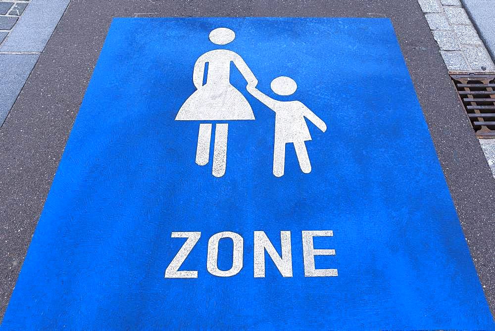 Sign pedestrian zone on the street, Freiburg, Baden-Wuerttemberg, Germany, Europe