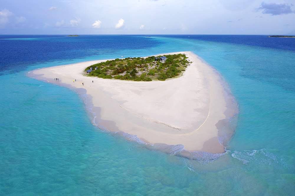 Aerial view, uninhabited island for excursions, Maldives island, excursion island with wide sandy beach, Maldives, Asia