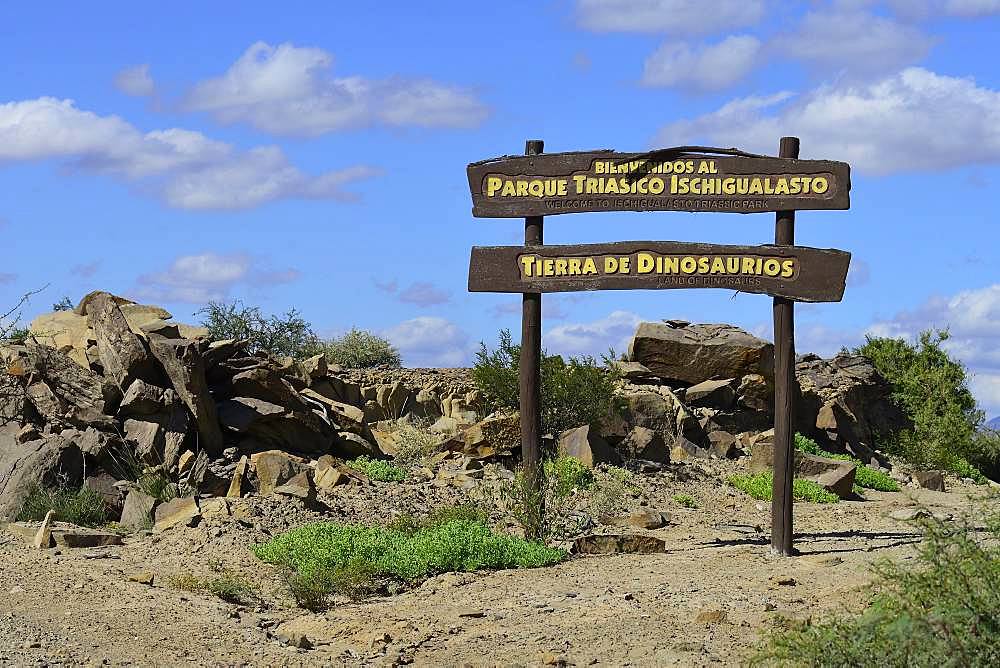 Sign Parque Triasico Ischigualasto, Tierra de Dinosaurios, Ischigualasto Nature Reserve, San Juan Province, Argentina, South America