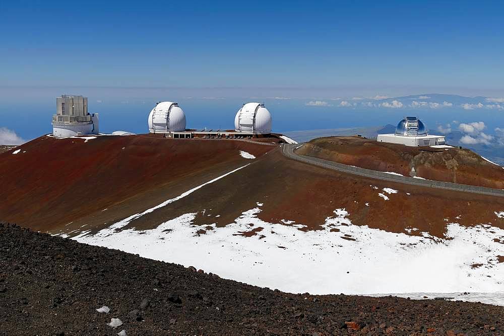 Mauna Kea Observatory, Subaru Telescope, Keck Observatory and Infrared Telescope Facility, Mauna Kea Ice Age Natural Area Reserve, Big Island, Hawaii, USA, North America