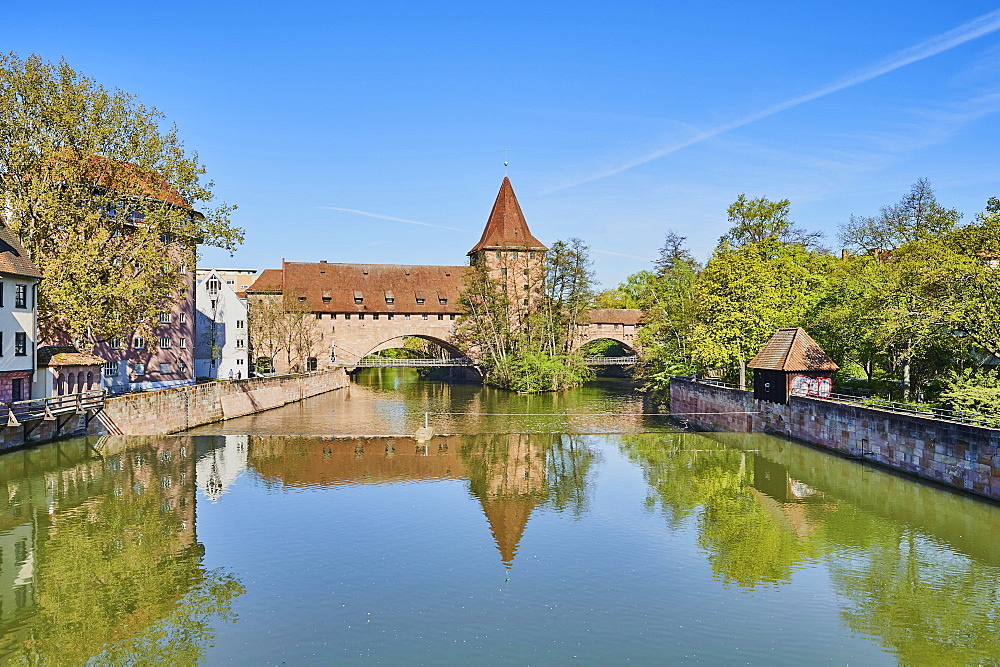 View of the Fronveste and the Schalyerturm and the Kettensteg with the Pegnitz river, Nuremberg, Franconia, Bavaria, Germany, Europe