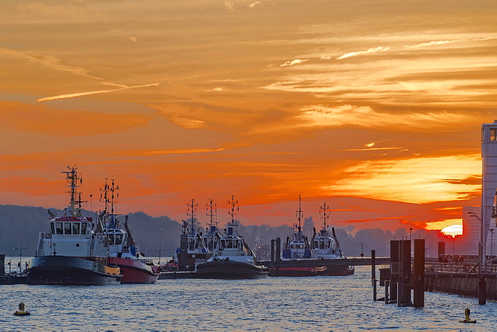 Ships in the museum harbour Oevelgoenne at sunset, Oevelgoenne, Hamburg, Germany, Europe