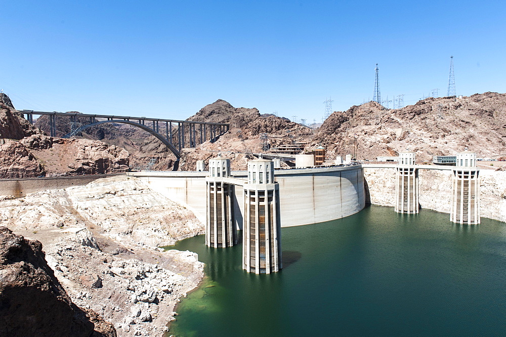 Dam and water intake towers, dam, Colorado River, Hoover Dam, Hoover Dam, Mike O'Callaghan-Pat Tillman Memorial Bridge, Arizona and Nevada, USA, North America