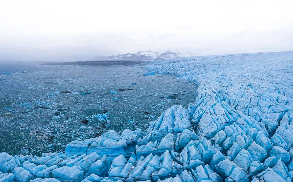 Panoramic view of glacier lagoon and glacier wall, Vatnajoekull Glacier, Iceland, Europe