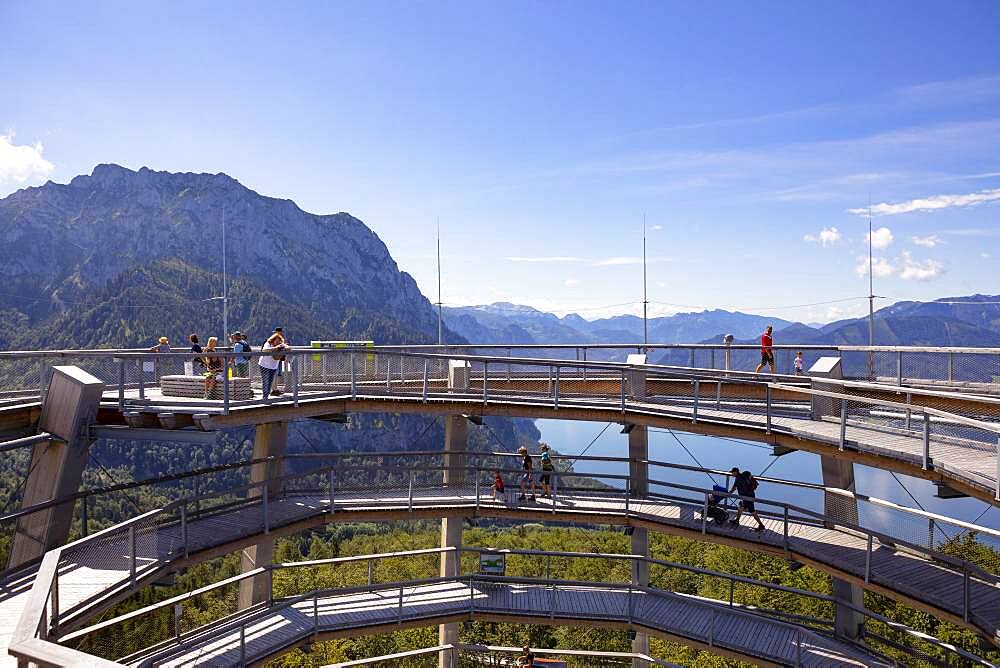 Observation tower at the tree top path Salzkammergut at Gruenberg with Lake Traun and Traunstein, Gmunden, Salzkammergut, Upper Austria, Austria, Europe