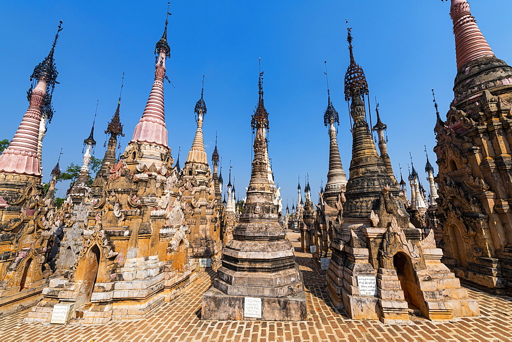 Kakku's pagoda with its 2500 stupas, Kakku, Shan state, Myanmar, Asia