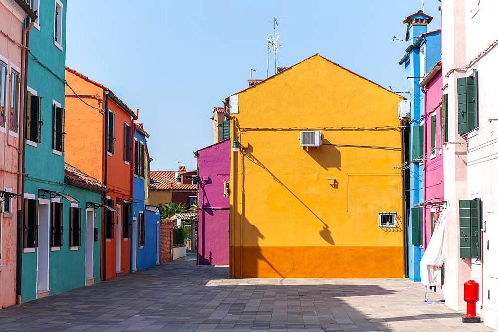 Colorful houses, colorful house facades, Burano Island, Venice, Veneto, Italy, Europe