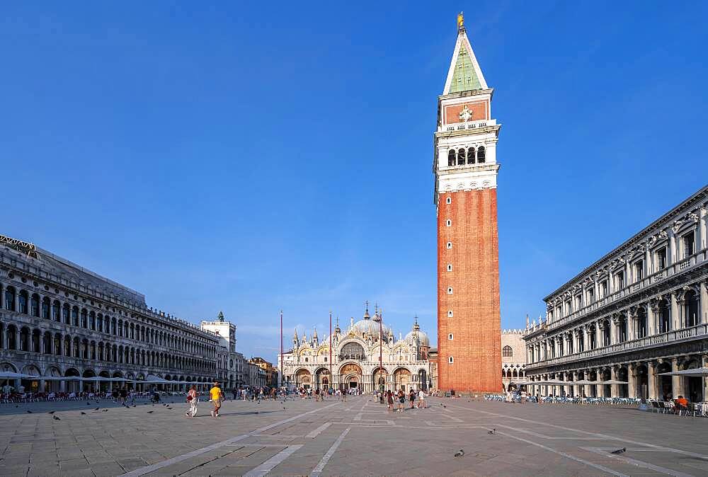 St. Mark's Square, with Campanile Bell Tower, Venice, Veneto, Italy, Europe