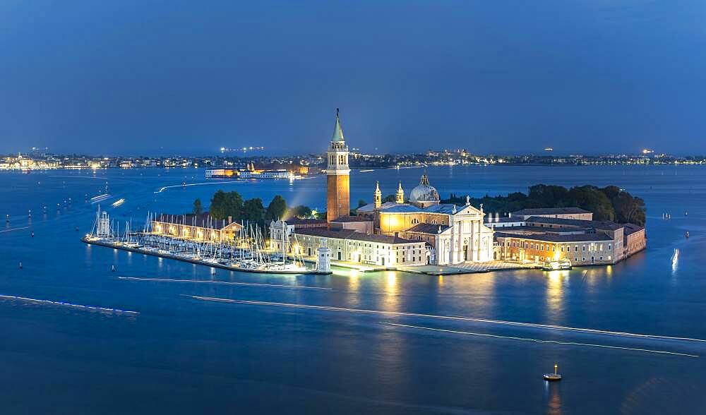 Isola di San Giorgio Maggiore with church San Giorgio Maggiore in the evening, Venice, Veneto, Italy, Europe